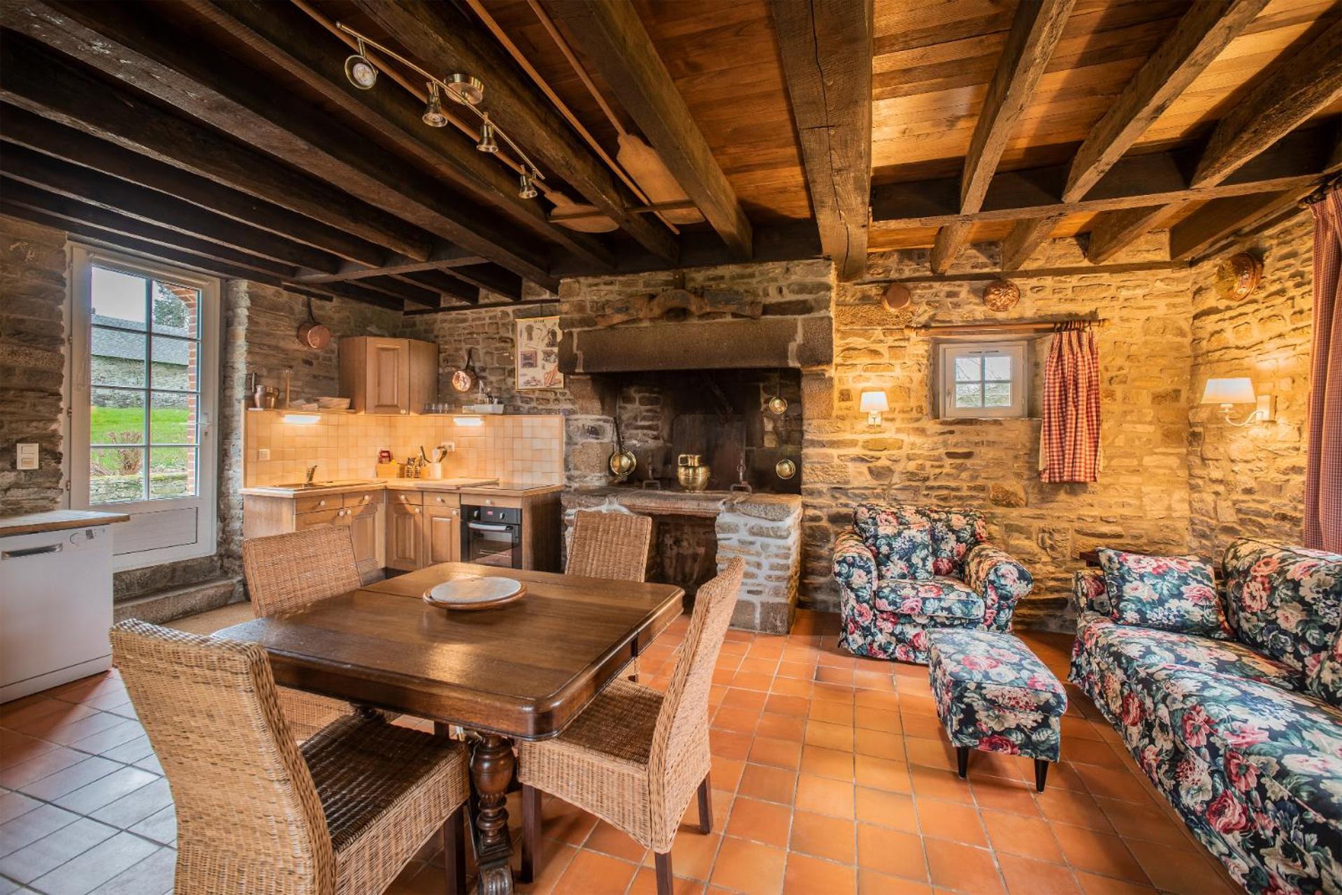 Holiday Home Chateau De Bouceel Mont Saint Michel Vergoncey Rum bild
